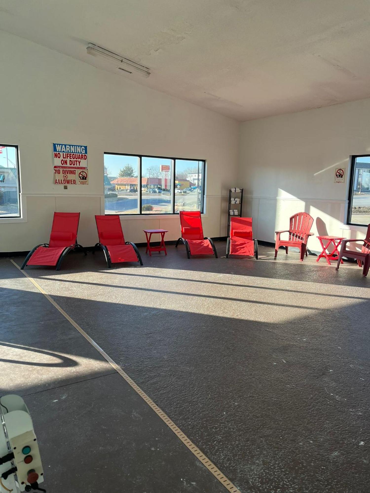 מלון Ramada By Wyndham Cedar Rapids South מראה חיצוני תמונה